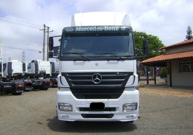 Mercedes Benz 2644 2011