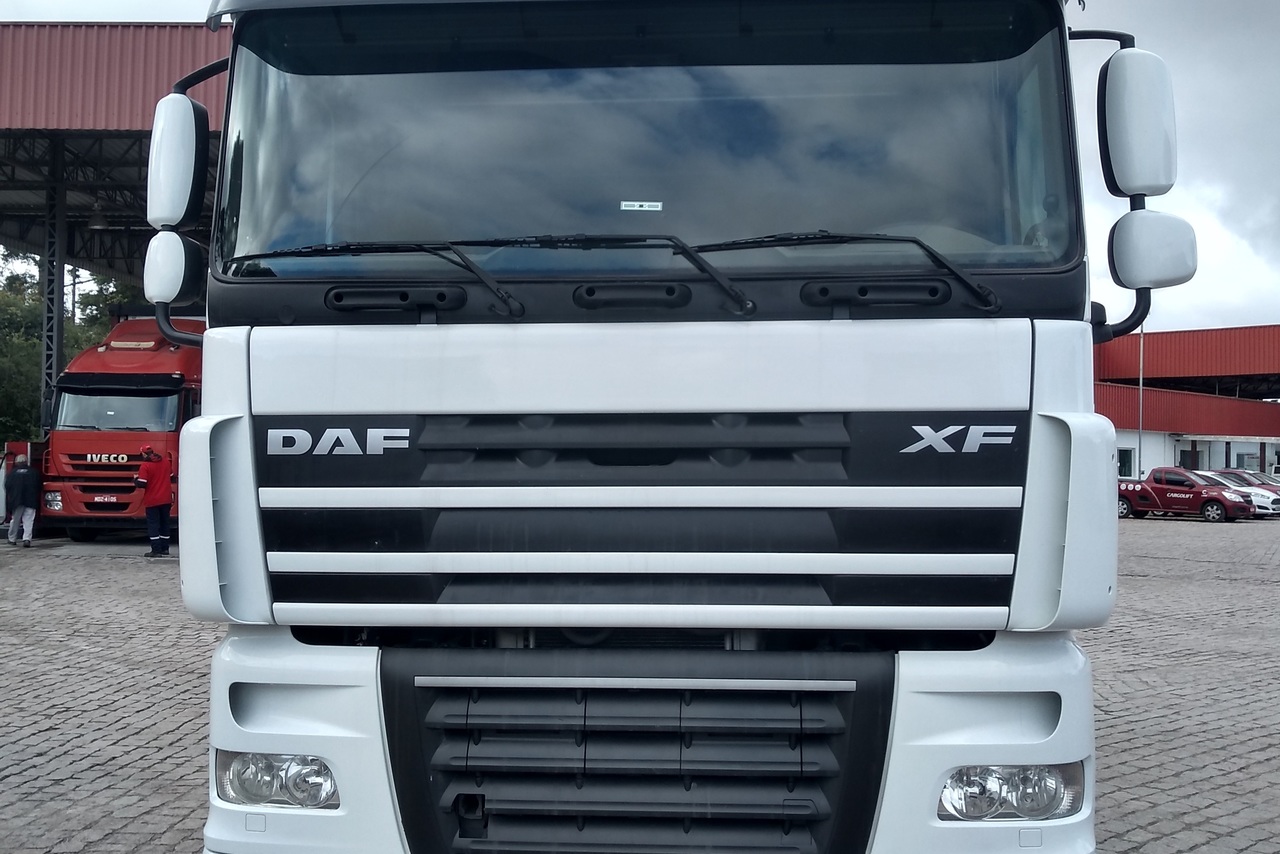 XF105 460 DAF - 13/14