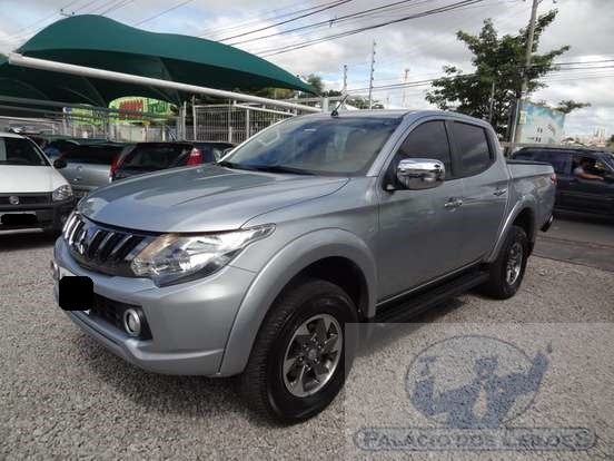 MITSUBISHI L200 TRITON 2.4 16V TURBO DIESEL SPORT HPE-S CD 4P 4X4 AUTOMÁTICO